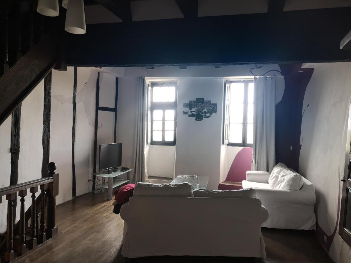 Maison Atypique A Cordes-Sur-Ciel 2 Chambres Buitenkant foto